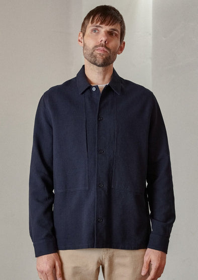harvestclub-harvest-club-leuven-about-companions-owe-overshirt-eco-structured-navy