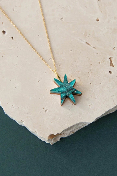 Harvestclub-Harvest-club-Leuven-pepper-you-hand-drawn-star-gold-necklace-marble-teal-sparkle