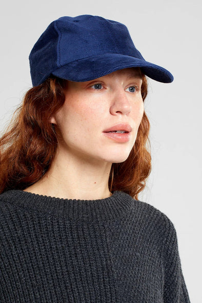 harvestclub-harvest-club-leuven-dedicated-slussen-soft-corduroy-baseball-cap-navy-1