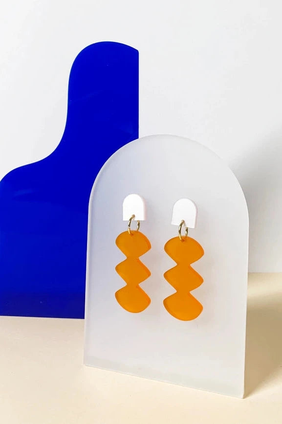 Harvestclub-Harvest-club-Leuven-mimimono-earrings-spectral-orange