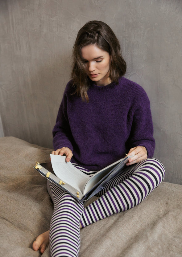 harvestclub-harvest-club-leuven-basic-apparel-charlene-sweater-crown-jewel