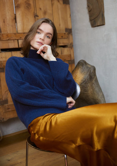 harvestclub-harvest-club-leuven-basic-apparel-claudia-high-neck-sky-captain