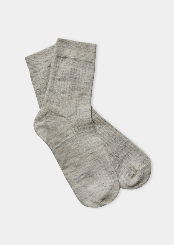 harvestclub-harvest-club-leuven-about-companions-linen-socks-different-colors