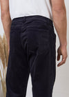 harvestclub-harvest-club-leuven-about-companions-olf-regular-trousers-eco-corduroy-navy