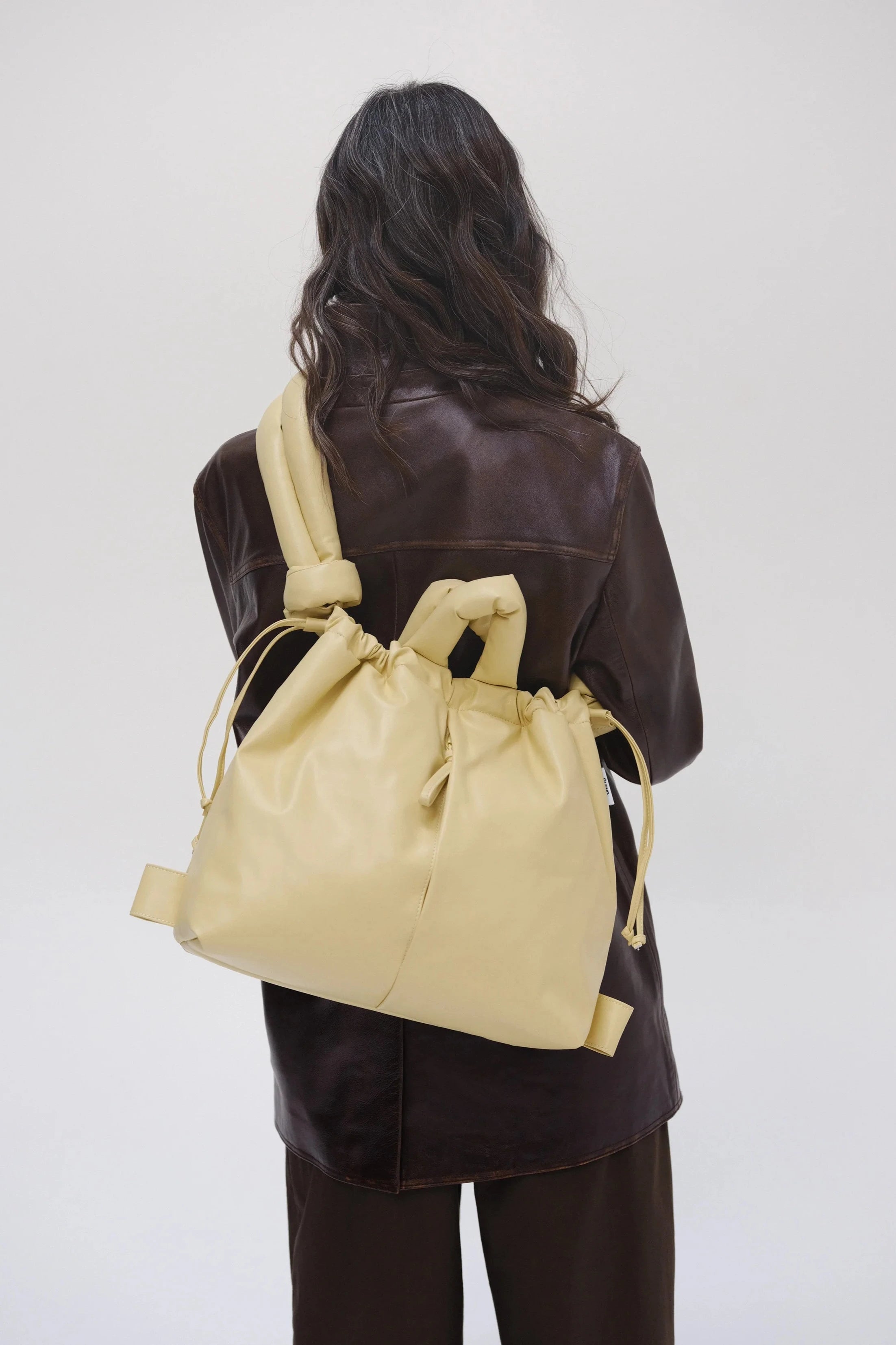 ÖLEND Ona Vegan Leather • Different Colors - Main Image