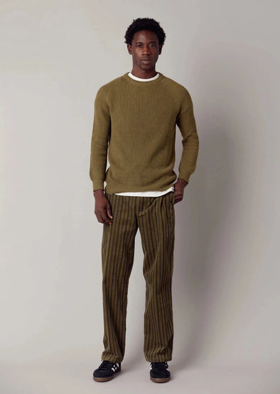 Tobacco Crew-neck Sweater with Dark Green Corduroy Pants Outfits