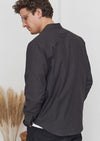 harvestclub-harvest-club-leuven-about-companions-simon-shirt-eco-silk-black