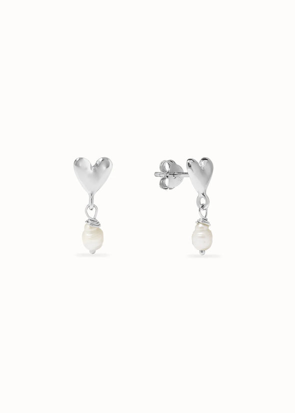 harvestclub-harvest-club-leuven-flawed-lamour-perle-stud-silver