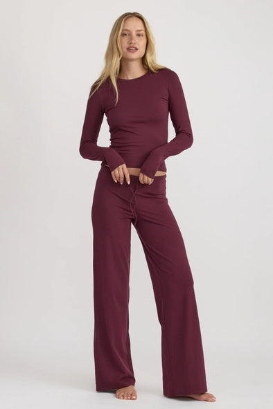 harvest-club-basics-dg_organic_basics-everyday-straight-leg-pants-plum