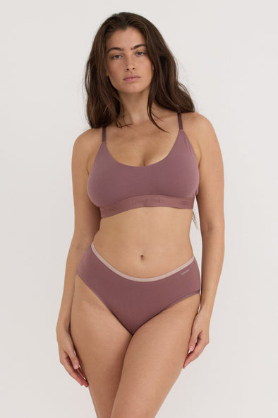 harvest-club-basics-harvestclub-leuven-organic-basics-organicbasics-core-open-back-scoop-bralette-rose-wood