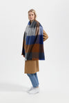 harvest-club-harvestclub-alpacaloca-leuven-625BlockedScarfCobaltBlue_Camel_Naturals1