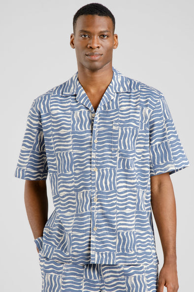 harvest-club-harvestclub-dedicated-leuven-ShirtMarstrandWaveTilesBlue2259722597_1