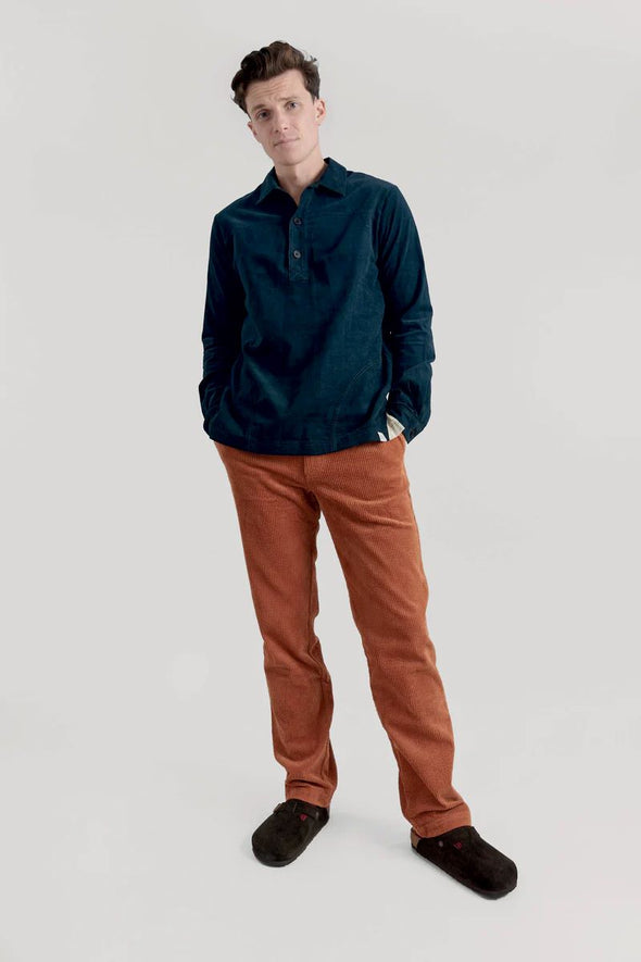 harvest-club-harvestclub-komodo-leuven-JASPER-NEEDLECORD-SHIRT-DARK-MARINE---ANDRO-TROUSER-TERRACOTTA_800x_480af1cf-f25a-4c8a-bc69-283247d60020