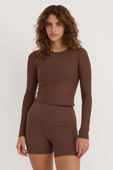 harvest-club-harvestclub-leuven-Organic-basics-organicbasics-active mesh-long -sleeve-tee-walnut