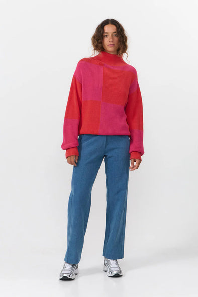 harvest-club-harvestclub-leuven-suite13-shira-jumper-check-red