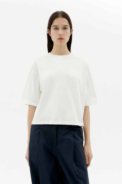 harvest-club-harvestclub-thinking-mu-thinkingmu-leuven-TMU_product_white-lena-tee-2wts00411_0-1