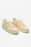 VEJA V-90 leather • cashew • oat
