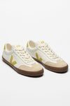 VEJA VOLLEY leather • white • liquor • bark