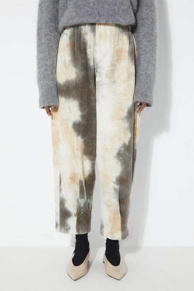 harvest-club-leuven-2604-pa-td_dmitri_pants_tie_dye_rita_row_women_aw25_2