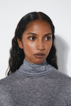 harvest-club-leuven-2606-ca-gr_tilda_t-shirt_grey_rita_row_women_aw25_2