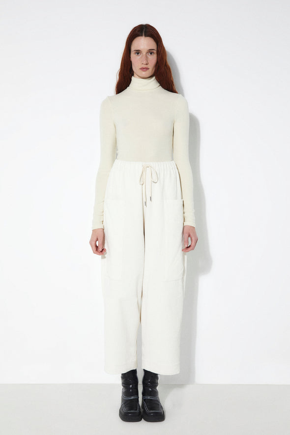 harvest-club-leuven-2612-pa-wh_esther_pants_white_rita_row_women_aw25_1