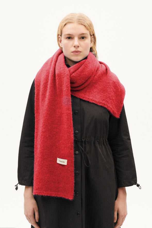 Harvestclub-Harvest-club-Leuven-thinking-mu-lauren-knitted-scarf-goji