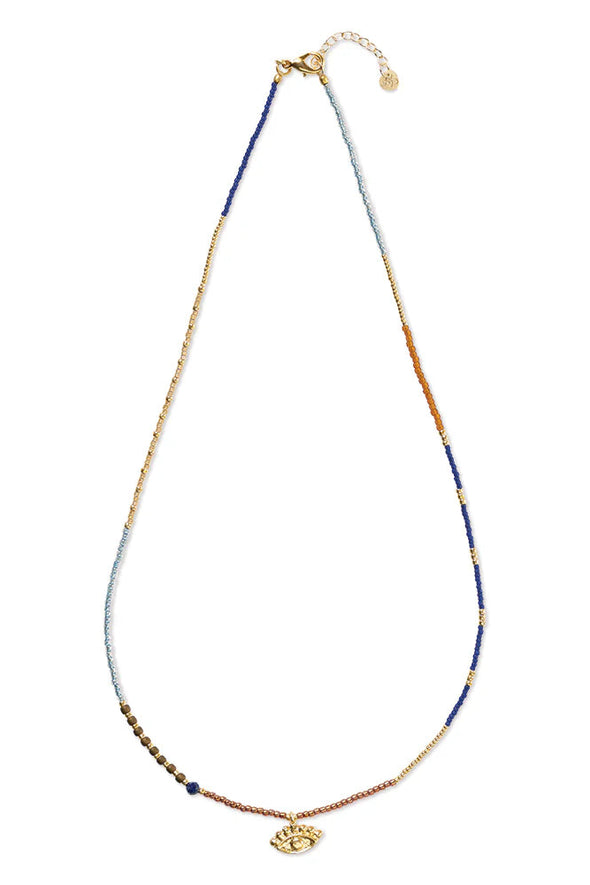 harvestclub-harvest-club-leuven-a-beautiful-story-abeautifulstory-adventurous-lapis-lazuli-necklace-gold-colored-1