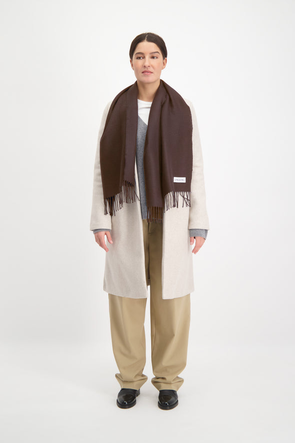 harvestclub-harvest-club-leuven-alpaca-loca-scarf-baby-alpaca-chocolate-brown-1_a9954a63-b68c-4779-956d-482f6ef5fc21