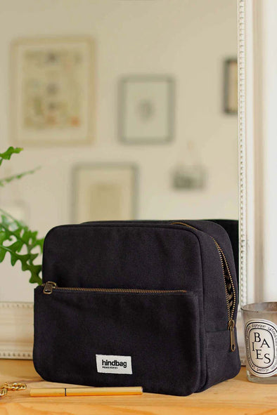 harvestclub-harvest-club-leuven-hindbag-alix-toilet-bag-black-trousse-toilette-alix-noir_900x_a081848c-fbd7-42bf-8e8a-15e02dbd8b29