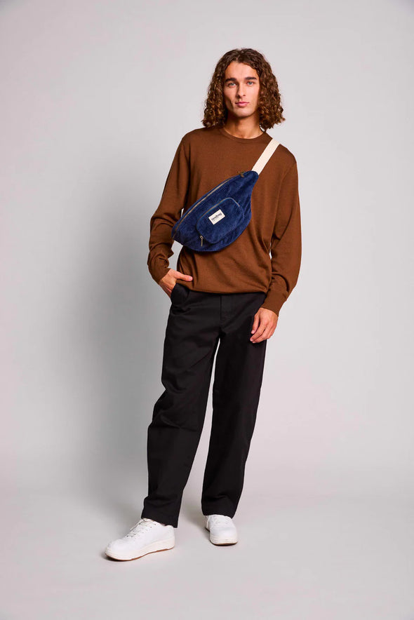 harvestclub-harvest-club-leuven-hindbag-fanny-pack-xl-sofia-sac-banane-velvet-navy-1