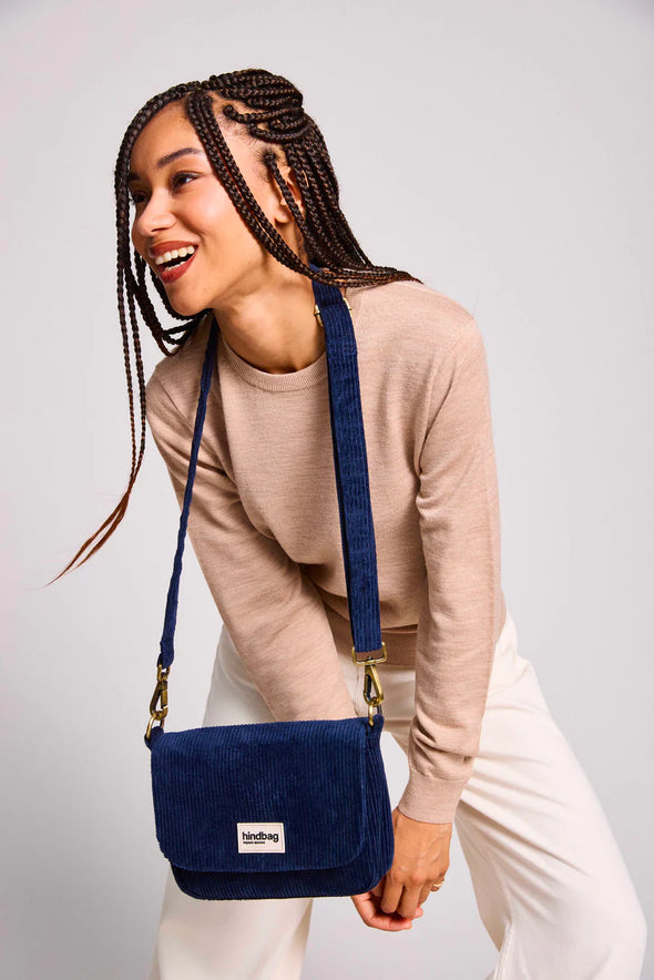 harvestclub-harvest-club-leuven-margault-quilted-handbag-velvet-navy-1