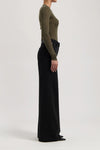 harvestclub-harvest-club-leuven-mudjeans-mud-jeans-women-sustainable-jeans-sara-high-loose-nero-nero-full-body-side-winter