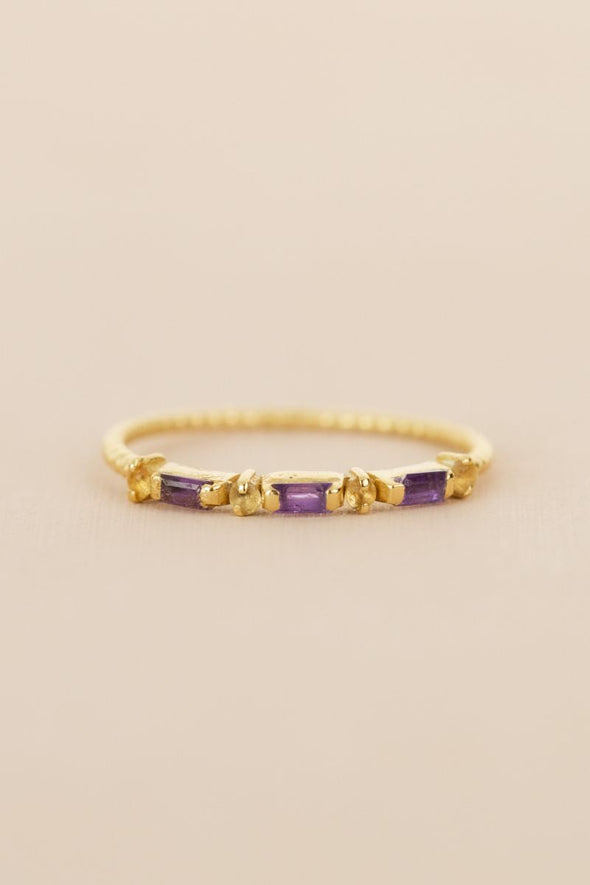 harvestclub-harvest-club-leuven-mujajuma-grus-ring-amethyst-1