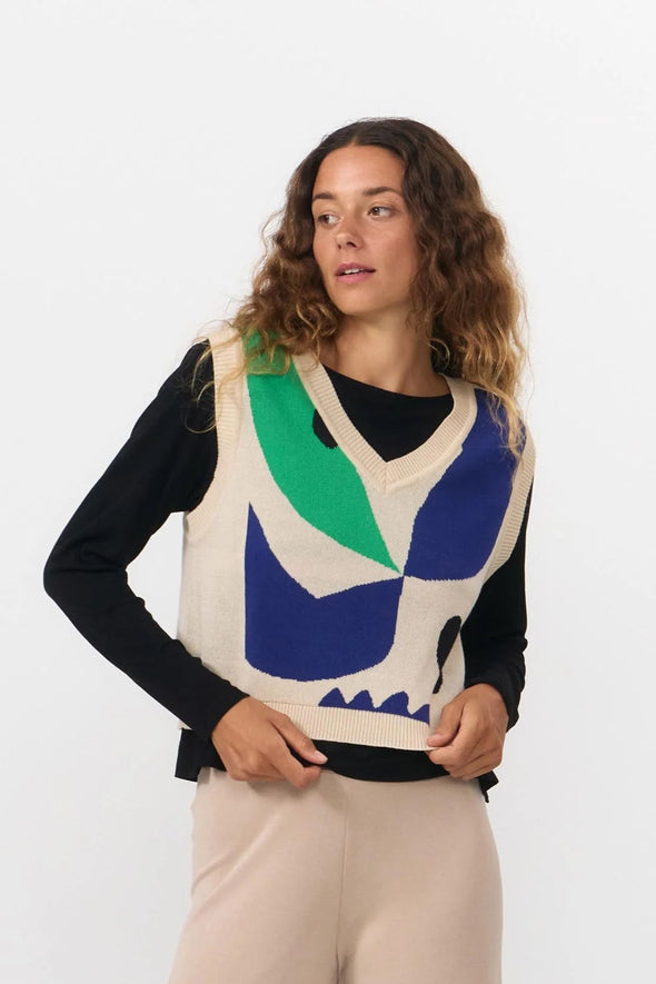harvestclub-harvest-club-leuven-suite13-aw25-amates-vest-bird