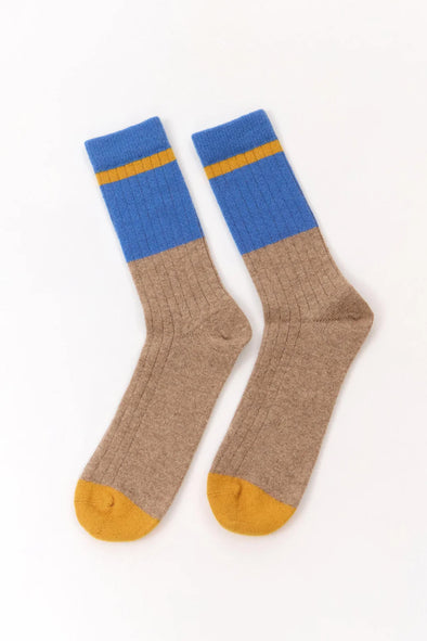 harvestclub-harvest-club-leuven-suite13-aw25-andes-wool-socks-mustard-1