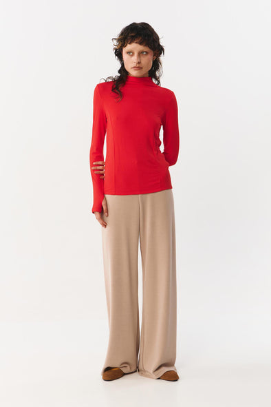 harvestclub-harvest-club-leuven-suite13-aw25-gunna-top-red