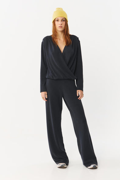 harvestclub-harvest-club-leuven-suite13-aw25-nice-sweater-black