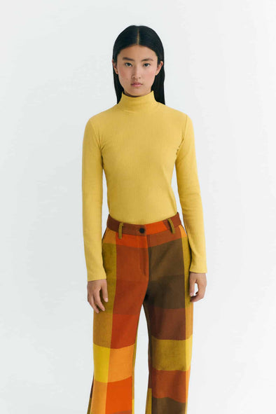 harvestclub-harvest-club-leuven-thinkingmu-thinking-mu-aine-hemp-top-hive-yellow-1