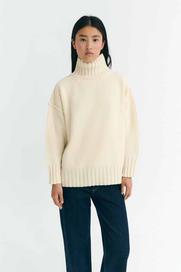 harvestclub-harvest-club-leuven-thinkingmu-thinking-mu-imogen-knitted-sweater-ecru-1