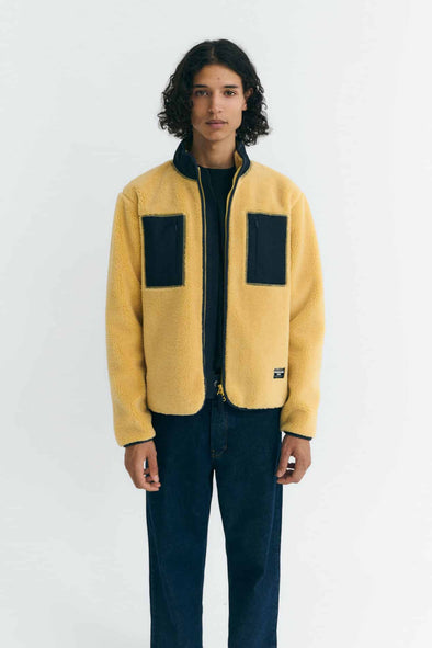 harvestclub-harvest-club-leuven-thinkingmu-thinking-mu-marcus-jacket-sahara-sun-1