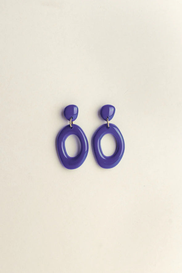 harvestclub-harvest-club-leuven-van-schaaijk-studio-elin-earrings-blueberry-1