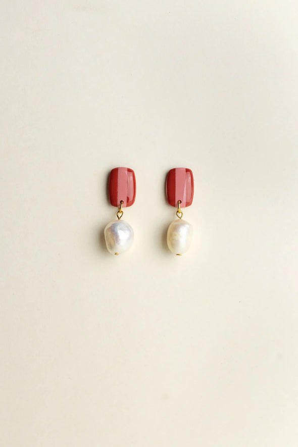 harvestclub-harvest-club-leuven-van-schaaijk-studio-isabella-earrings-red-bloom-1