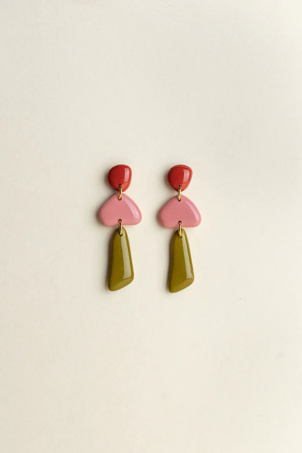 harvestclub-harvest-club-leuven-van-schaaijk-studio-luna-earrings-red-bloom-moss-1