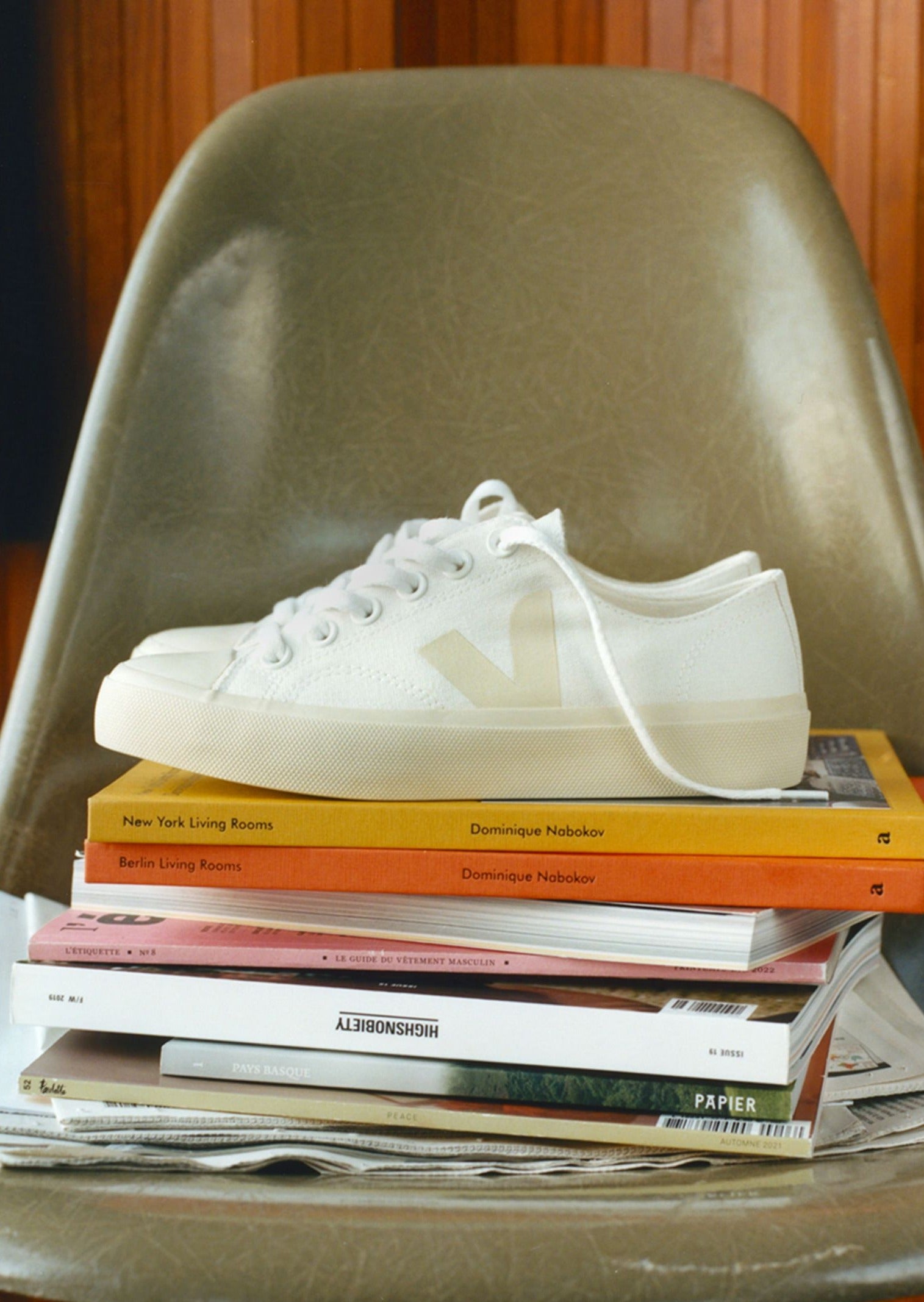 VEJA WATA II LOW canvas • white • pierre – HARVEST CLUB