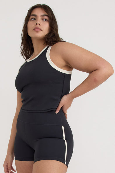 harvestclubbasics-harvest-club-basics-leuven-organic-basics-active-flow-tank-top-black