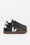 harvestclubbasics-harvest-club-basics-leuven-veja-sneakers-small-volley-organic-leather-black-sy2021015