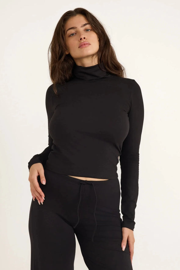 harvestclub-harvest-club-leuven-organic-basics-tencel-everyday-turtleneck-different-colors