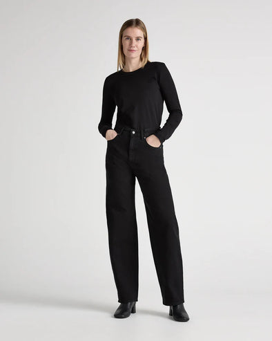 Harvestclub-Harvest-club-Leuven-mud-jeans-brooke-high-barell-neronero