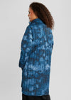 Harvestclub-Harvest-club-Leuven-dedicated-quilted-coat-edet-abstract-ink-blue