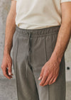harvestclub-harvest-club-leuven-about-companions-max-trousers-dusty-olive-tencel